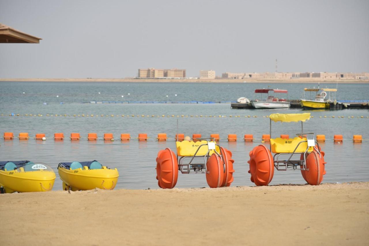 Hotel & Resort Golden Marina Yanbu Exterior photo